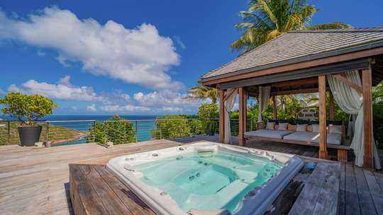 Jacuzzi