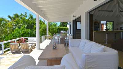 Outdoor Lounge Area
