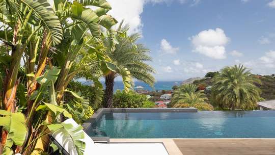 Infinity Pool