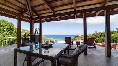 Alfresco Dining