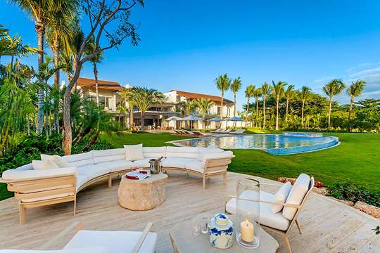 Outdoor Lounge Area