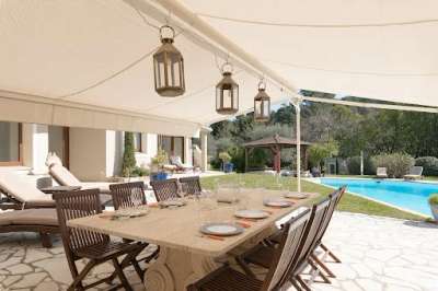 Alfresco Dining