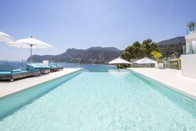Infinity Pool