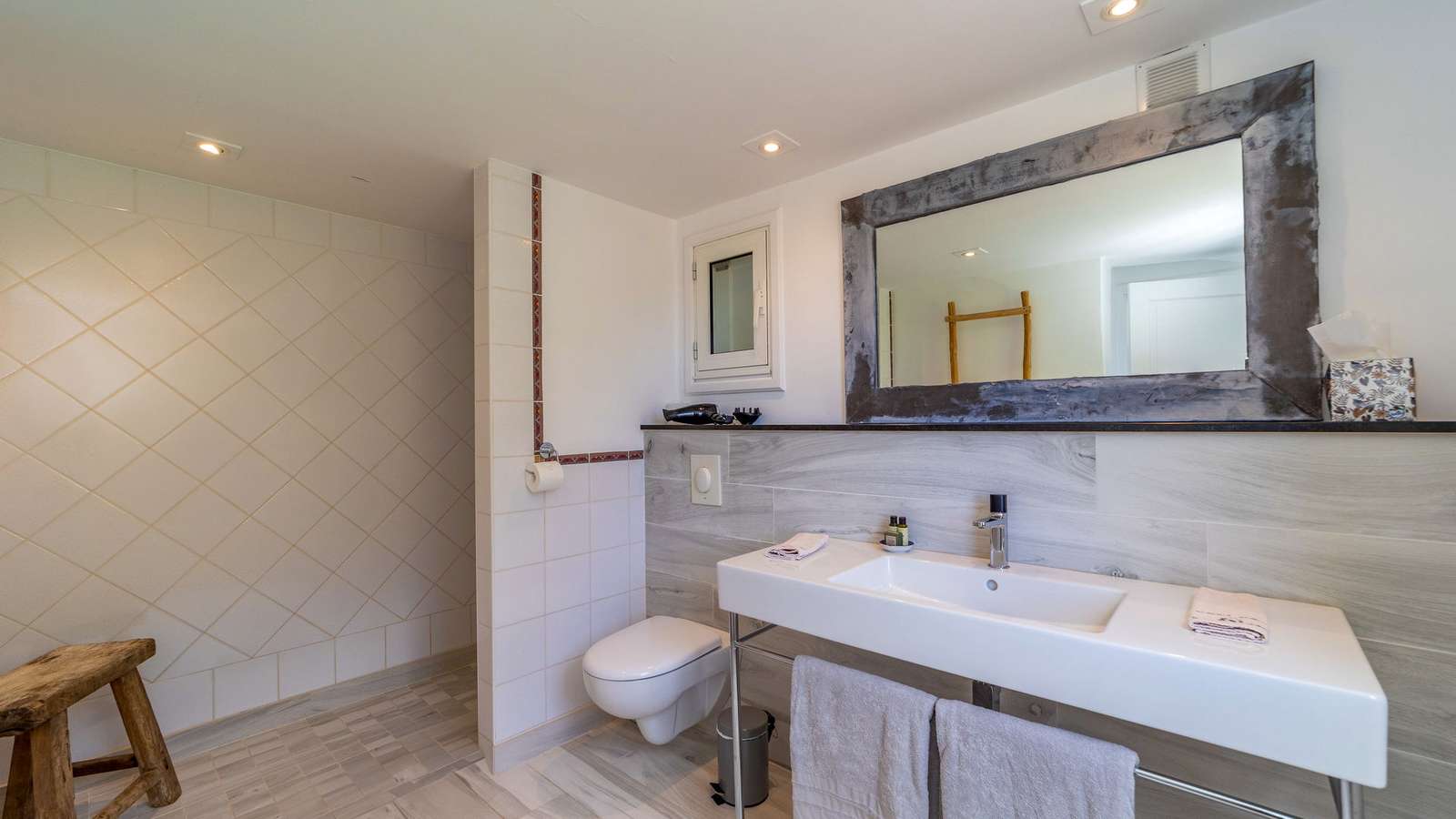 Property image 156