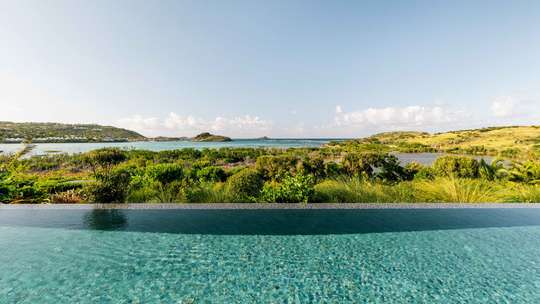 Heated Infinity Pool
