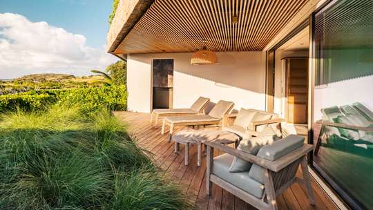 Outdoor Lounge Areas
