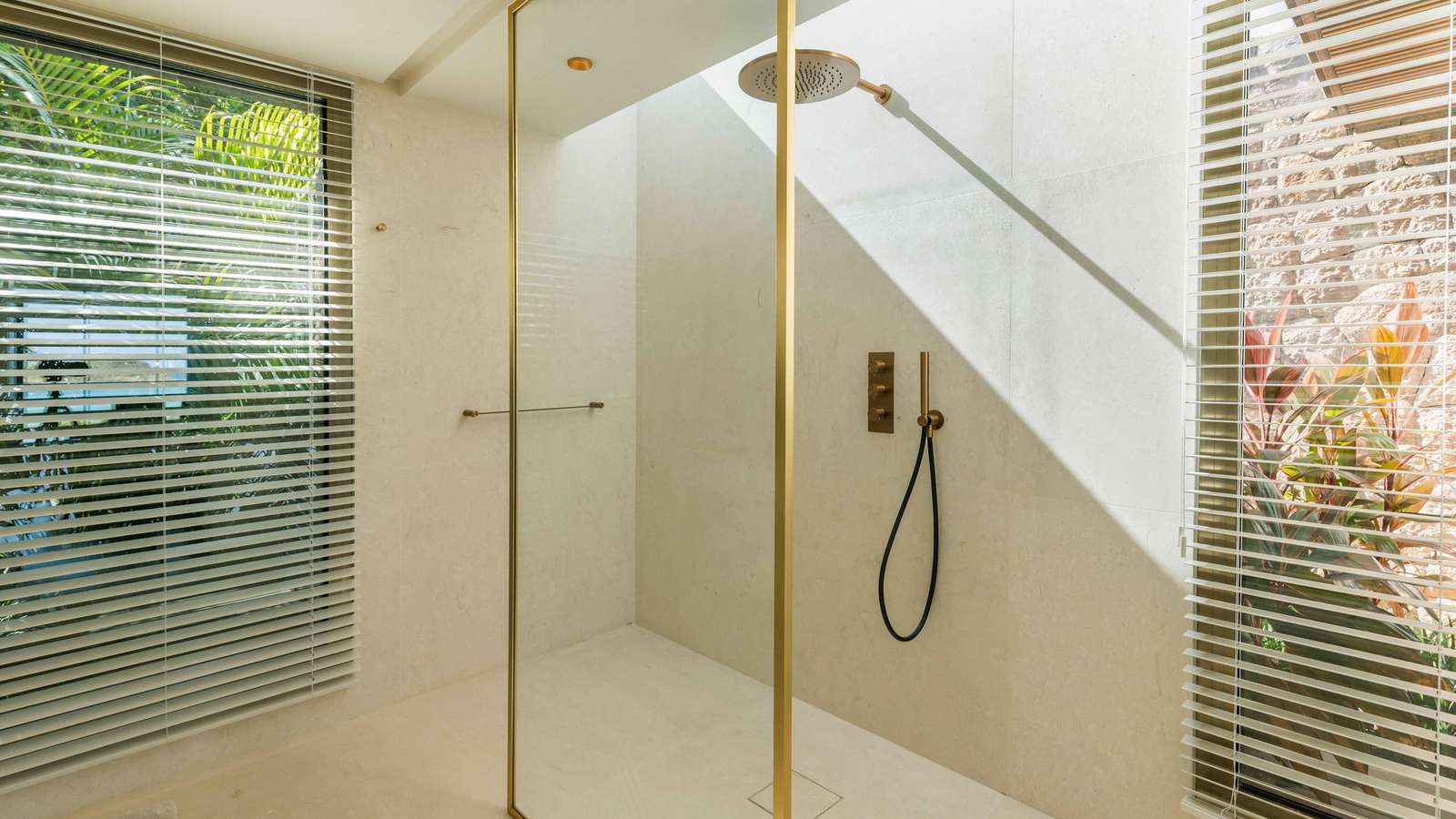 Property image 104