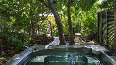 Jacuzzi