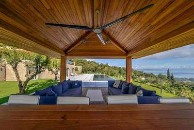 Outdoor Lounge Areas