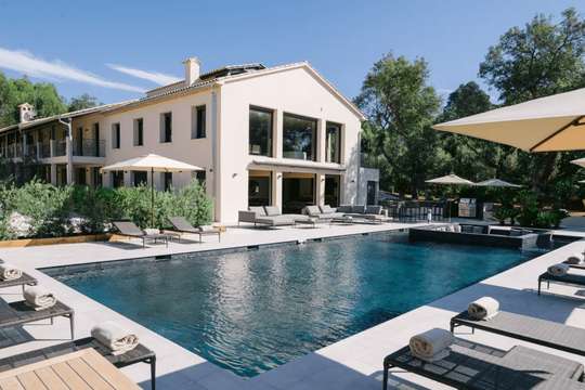Large Pool