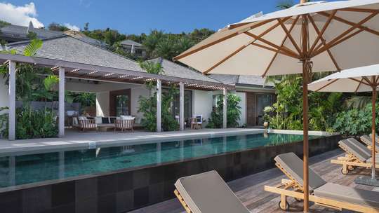 Heated Infinity Pool