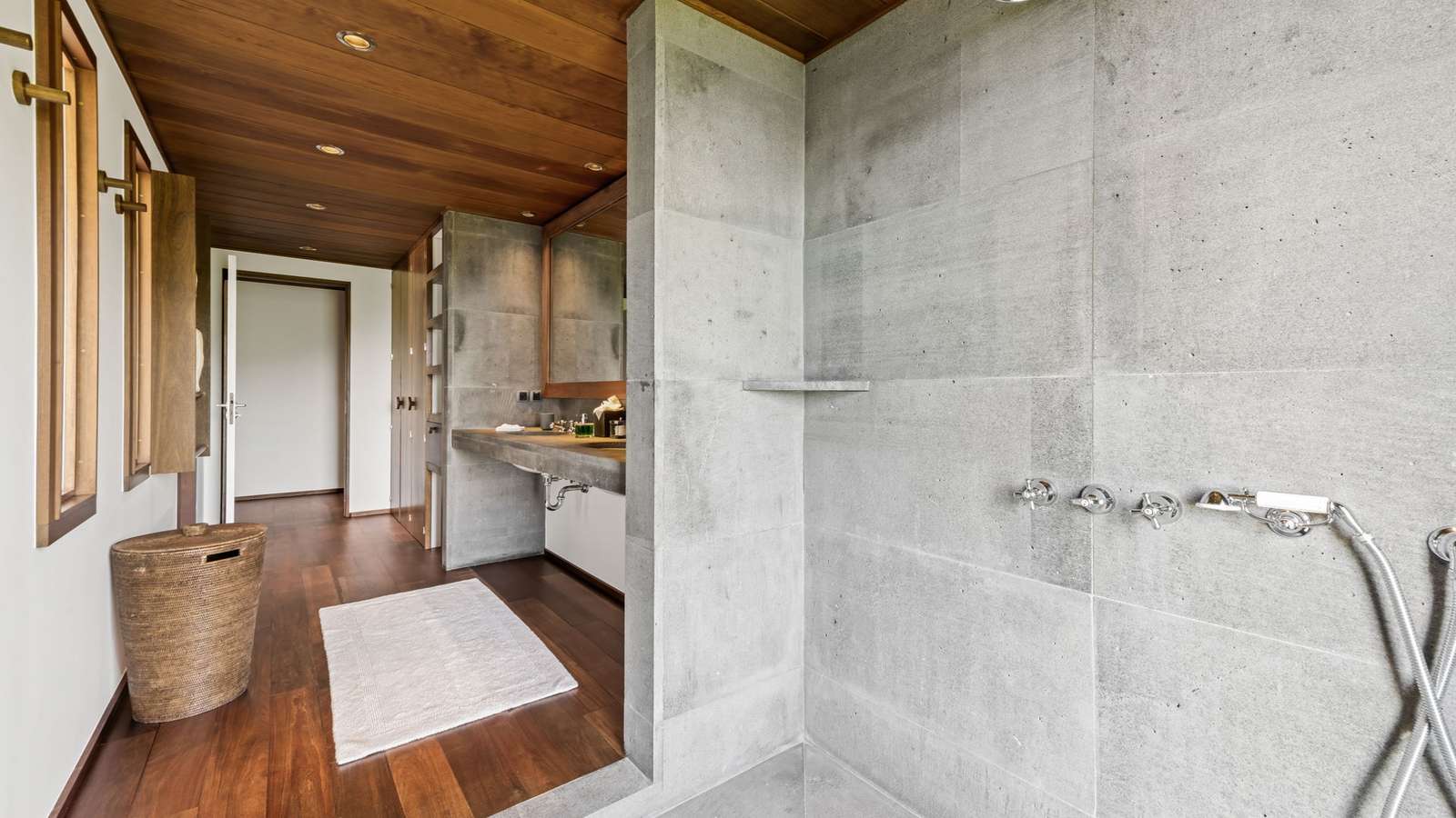 Property image 54