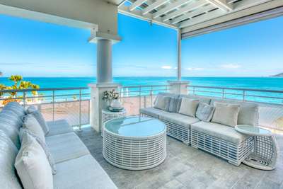 Outdoor Lounge Areas