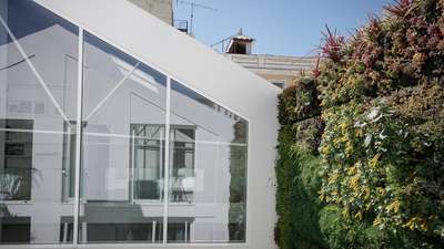 Unique Architecture