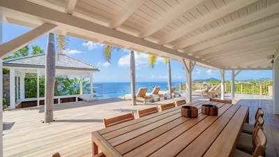 Covered Outdoor Dining