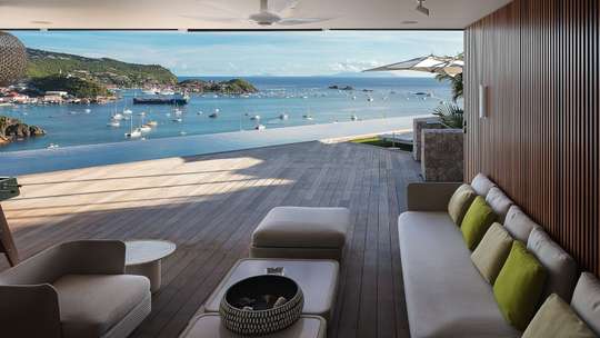Outdoor Lounge Areas