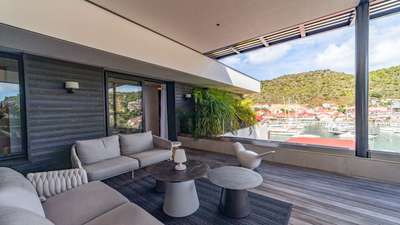 Outdoor Lounge Area