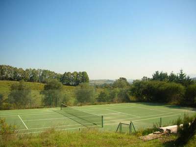 Tennis Court (Shared)
