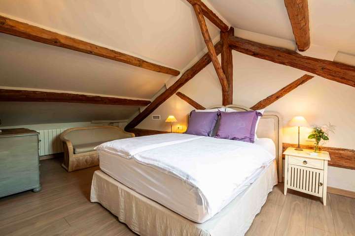 Bedroom 7 - Paloma