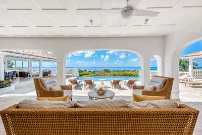 Outdoor Lounge Areas