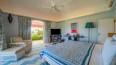 Spacious Interiors