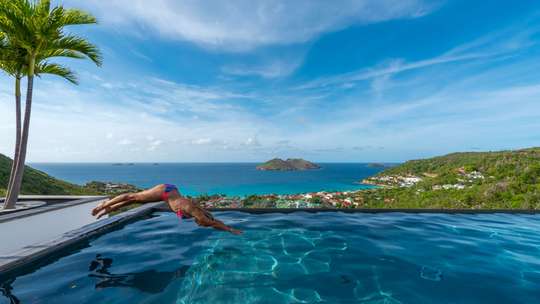 Heated Infinity Pool