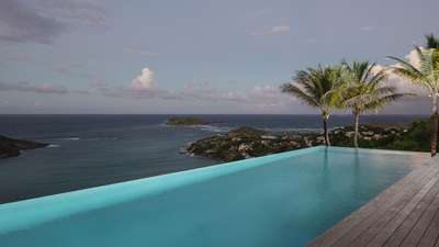 Heated Infinity Pool