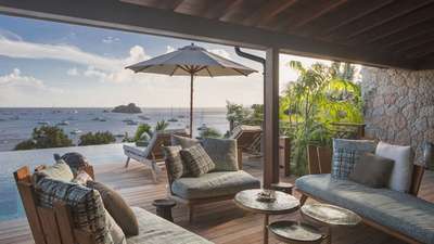 Outdoor Lounge Area