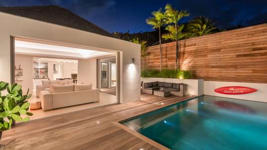 Heated Infinity Pool