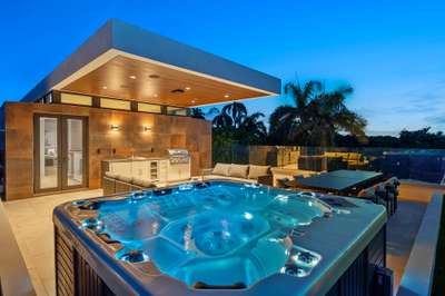 Hot Tub