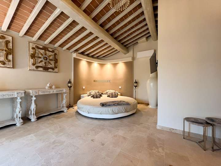 Bedroom 7 - Independent bedroom