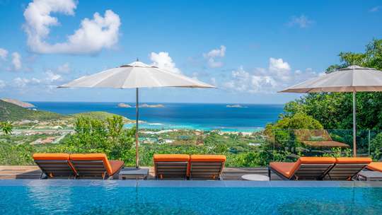 Outdoor Lounge Area