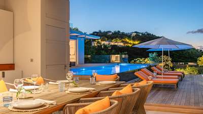Alfresco Dining