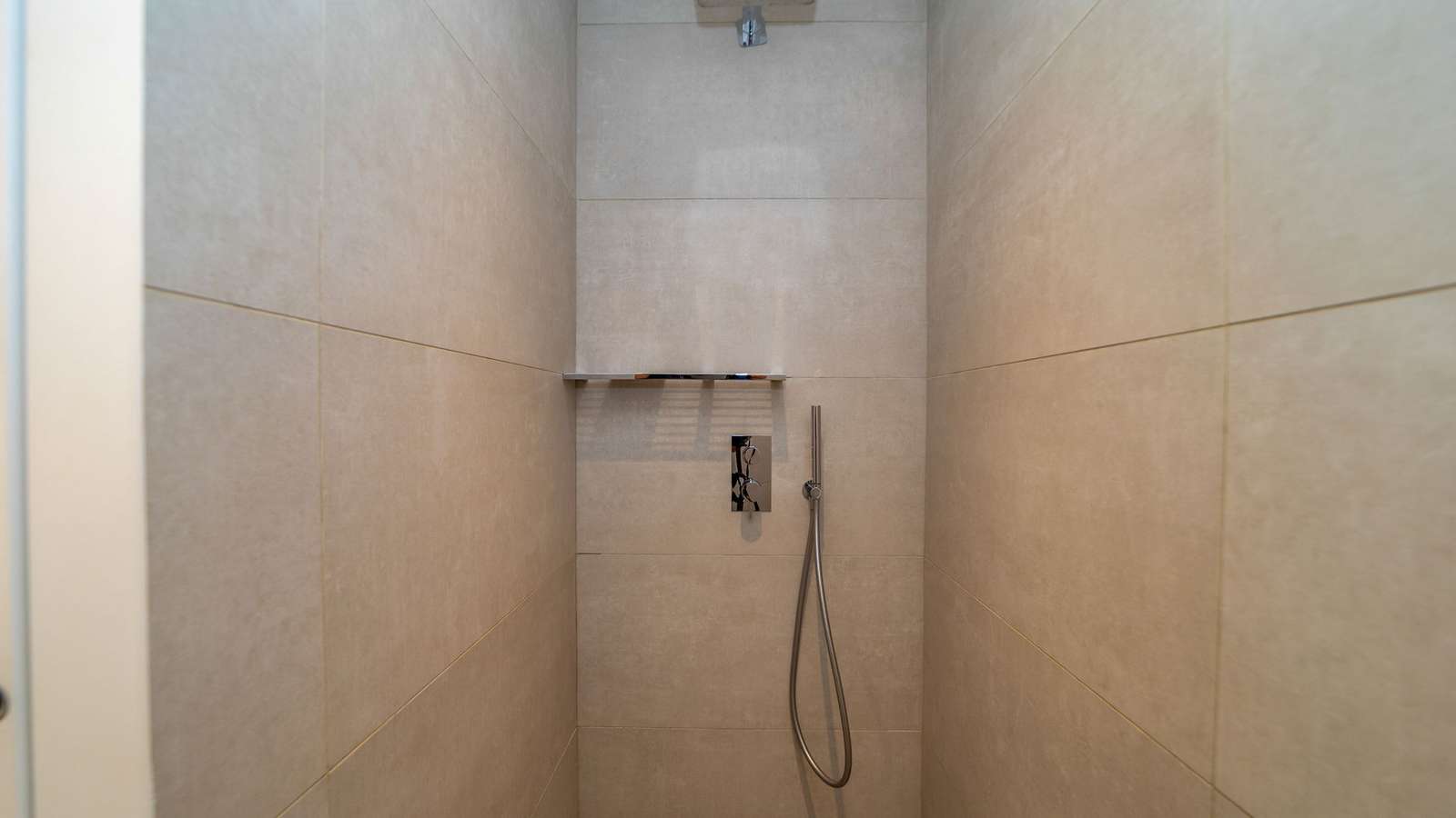 Property image 64