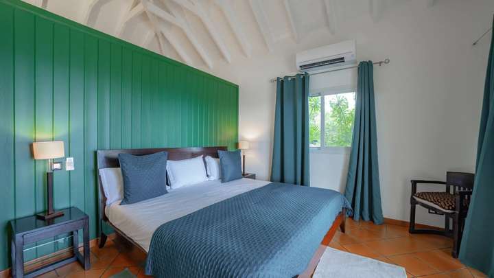 Bedroom 1 - Master Suite