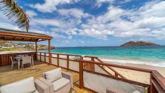 Outdoor Lounge Area
