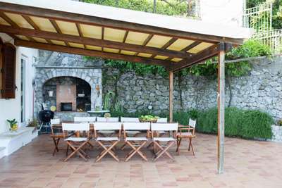 Alfresco Dining