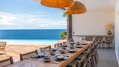 Alfresco Dining