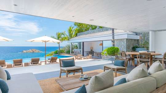 Outdoor Lounge Area