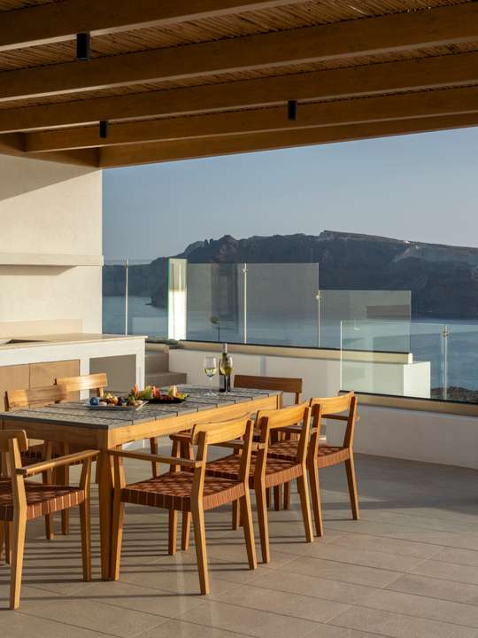 Alfresco Dining
