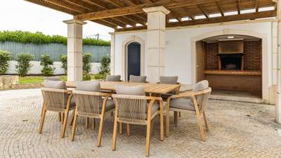 Alfresco Dining