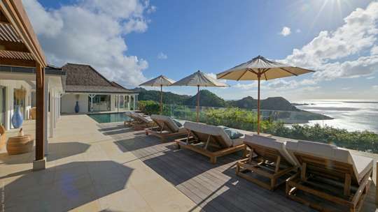 Outdoor Lounge Area