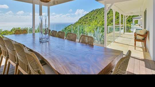 Alfresco Dining