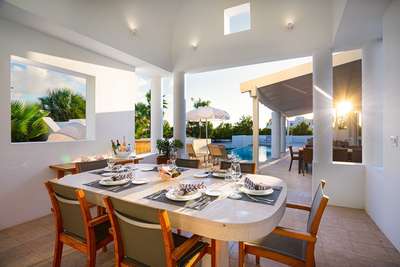 Covered Outdoor Dining