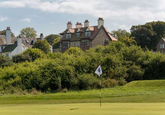 Close to Golf Course