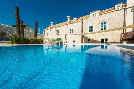 Large Outdoor Swimming Pool