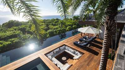 Outdoor Lounge Areas
