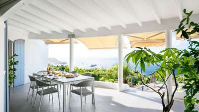 Alfresco Dining