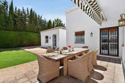 Alfresco Dining