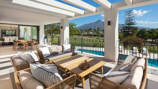 Outdoor Lounge Areas